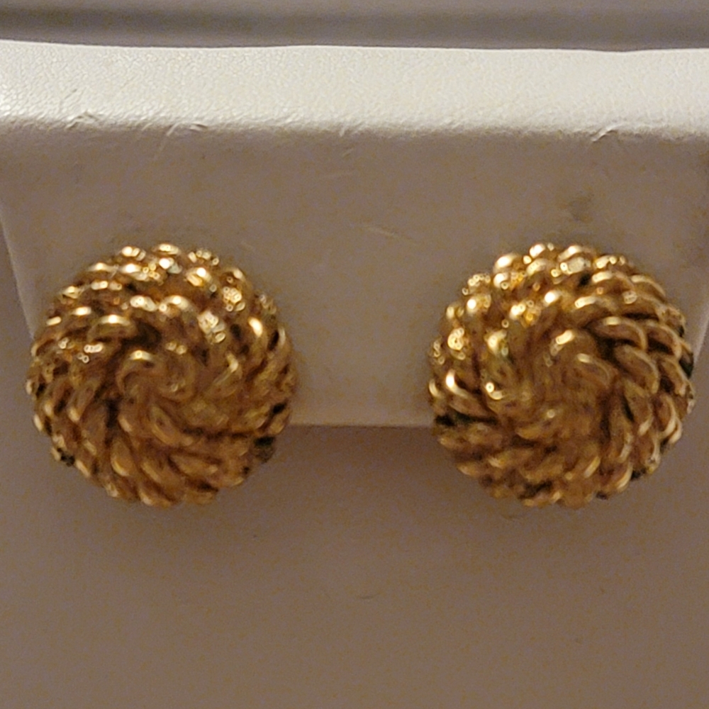 Vintage Monet Gold Tone Twisted Rope Swirl Dome Clip On Earrings